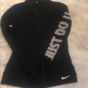 Size medium tight fit 1/2 zip Nike shirt
